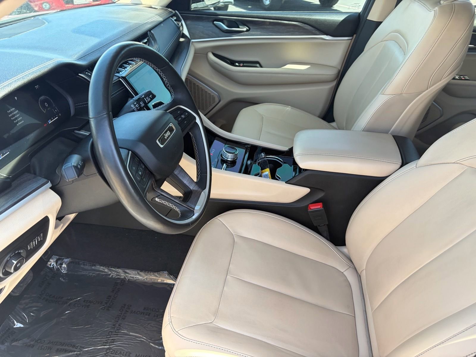 Used 2021 Jeep Grand Cherokee L Limited AWD/4WD image 14