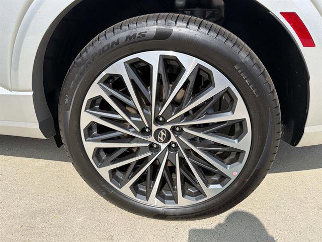 New 2026 Hyundai Palisade Calligraphy FWD image 8