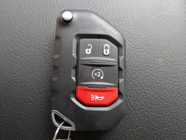 New 2026 Jeep Wrangler Unlimited Rubicon AWD/4WD image 30