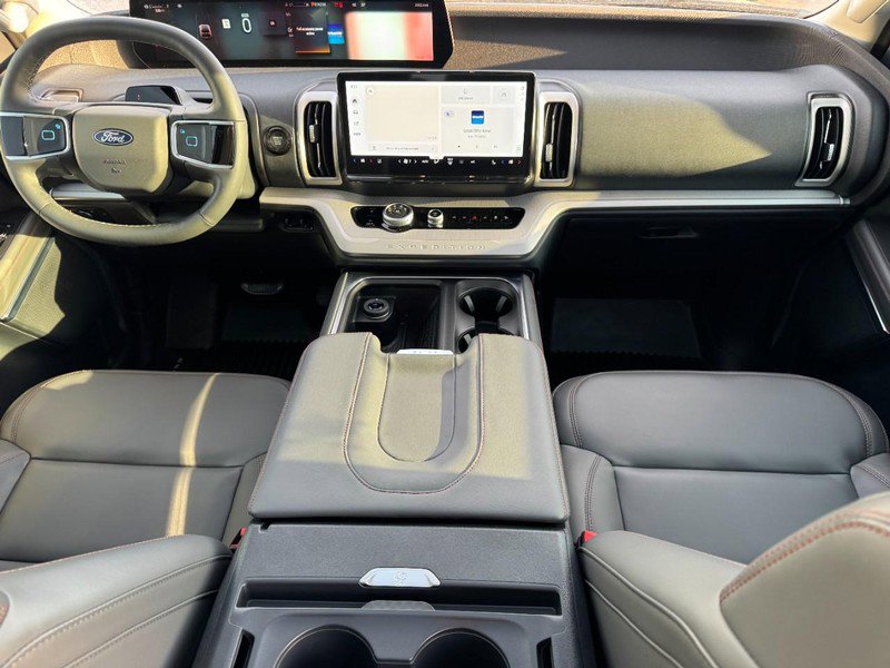 Used 2025 Ford Expedition Max Active image 13