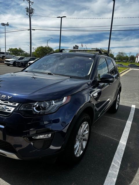 Used 2017 Land Rover Discovery Sport HSE image 3