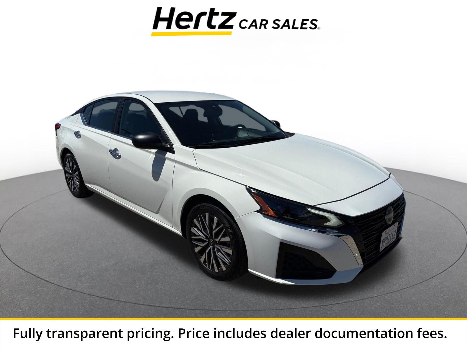 Used 2025 Nissan Altima 2.5 SV FWD image 1
