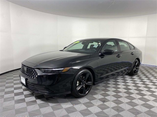 Used 2023 Honda Accord Sport image 4