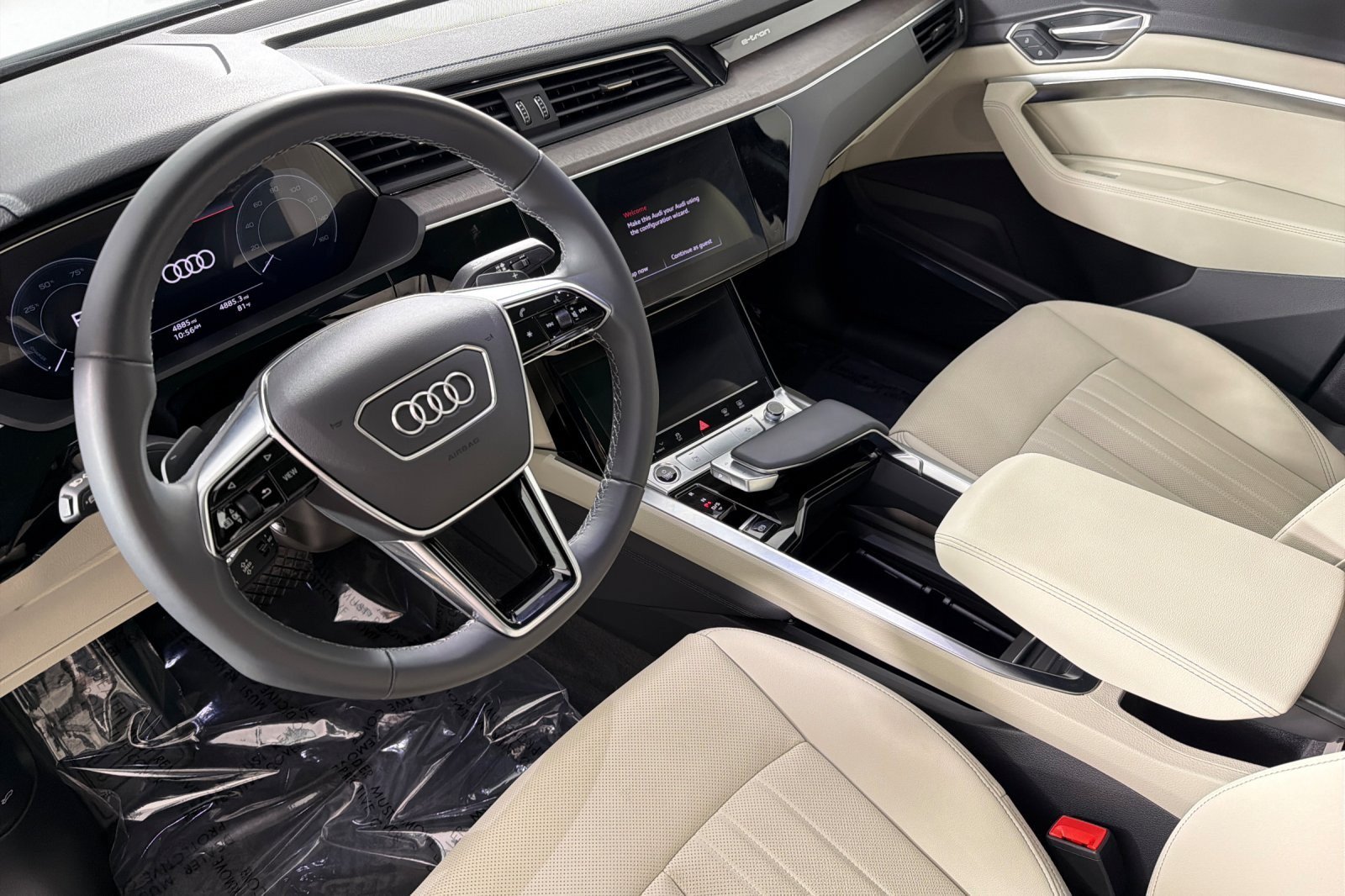 Used 2024 Audi Q8 e-tron Premium Plus AWD/4WD image 9