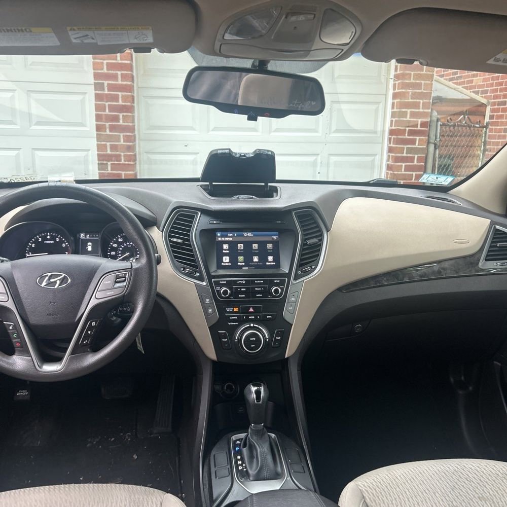 Used 2017 Hyundai Santa Fe Sport AWD/4WD image 7