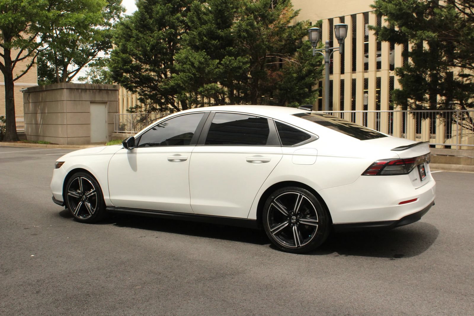 Used 2024 Honda Accord Sport image 9