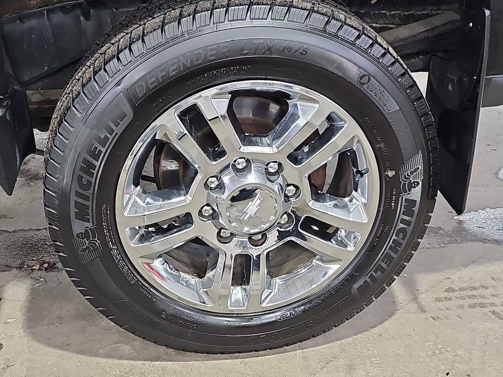 Certified 2016 Chevrolet Silverado 2500 High Country w/ Duramax Plus Package AWD/4WD image 38