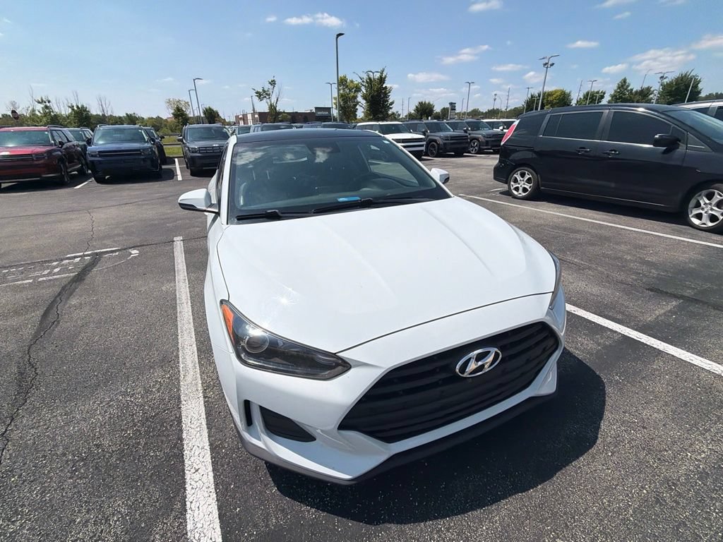 Used 2019 Hyundai Veloster 2.0 Premium FWD image 3