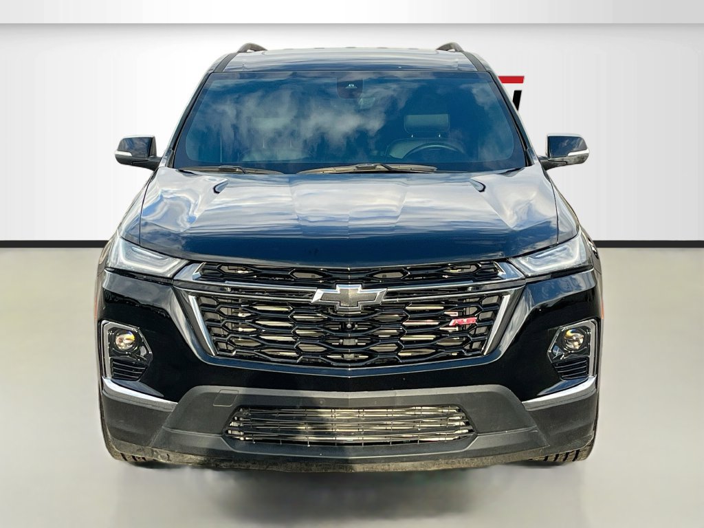 Used 2023 Chevrolet Traverse RS AWD/4WD image 2