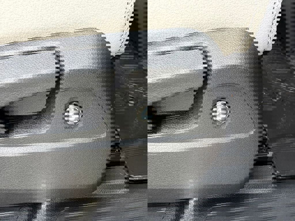 New 2026 Honda Pilot Touring image 17