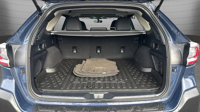 Used 2025 Subaru Outback Onyx Edition AWD/4WD image 27