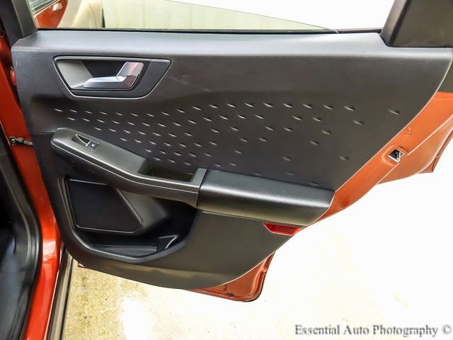 Used 2020 Ford Escape SEL image 23