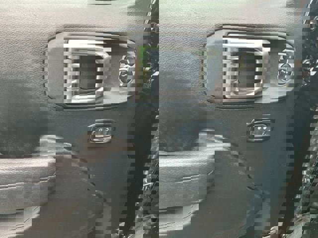 Used 2024 Jeep Wrangler Unlimited w/ Convenience Group image 23