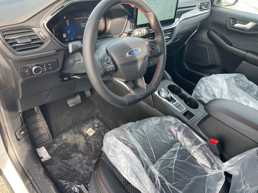 New 2026 Ford Escape ST-Line w/ Tech Pack #1 AWD/4WD image 6