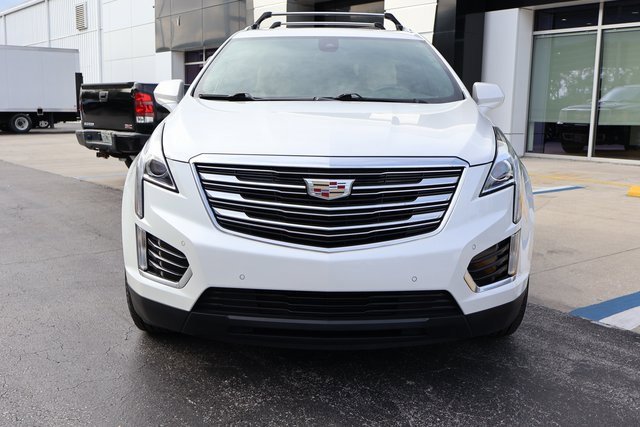 Used 2019 Cadillac XT5 Luxury image 2