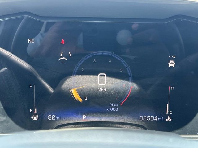Used 2024 Chevrolet Trax LT w/ Sunroof Package FWD image 35