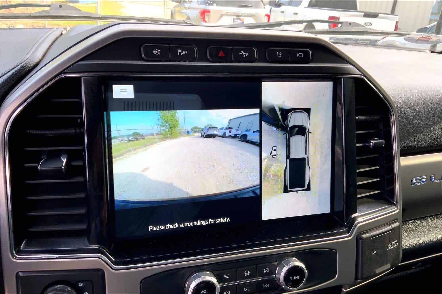 Certified 2022 Ford F450 Platinum w/ FX4 Off-Road Package AWD/4WD image 23