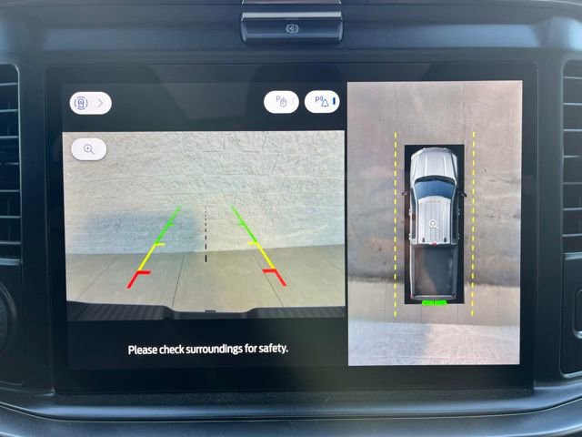 New 2026 Ford F250 Lariat w/ Black Appearance Package image 9