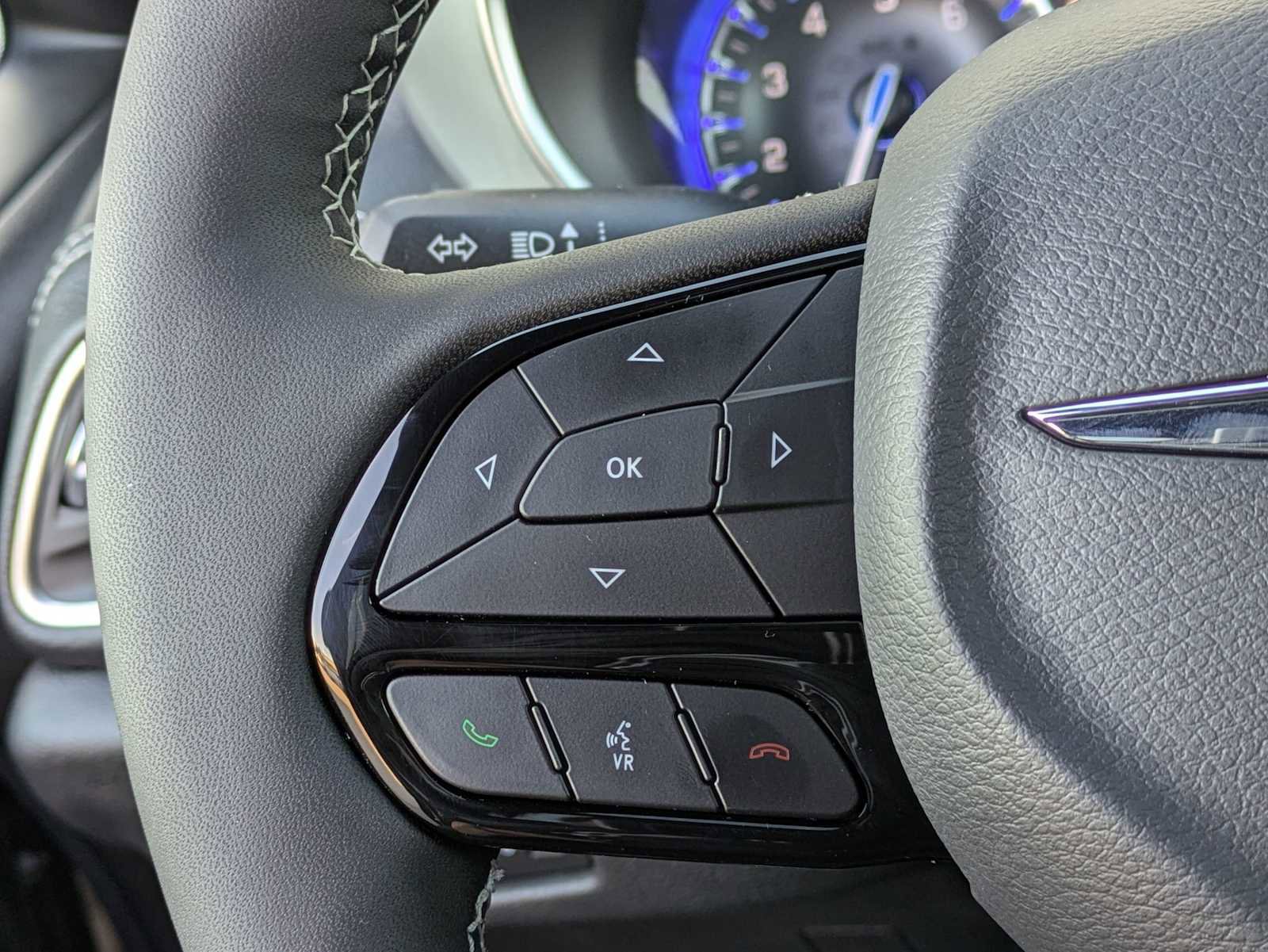 Used 2026 Chrysler Pacifica Limited w/ S Appearance Package image 20