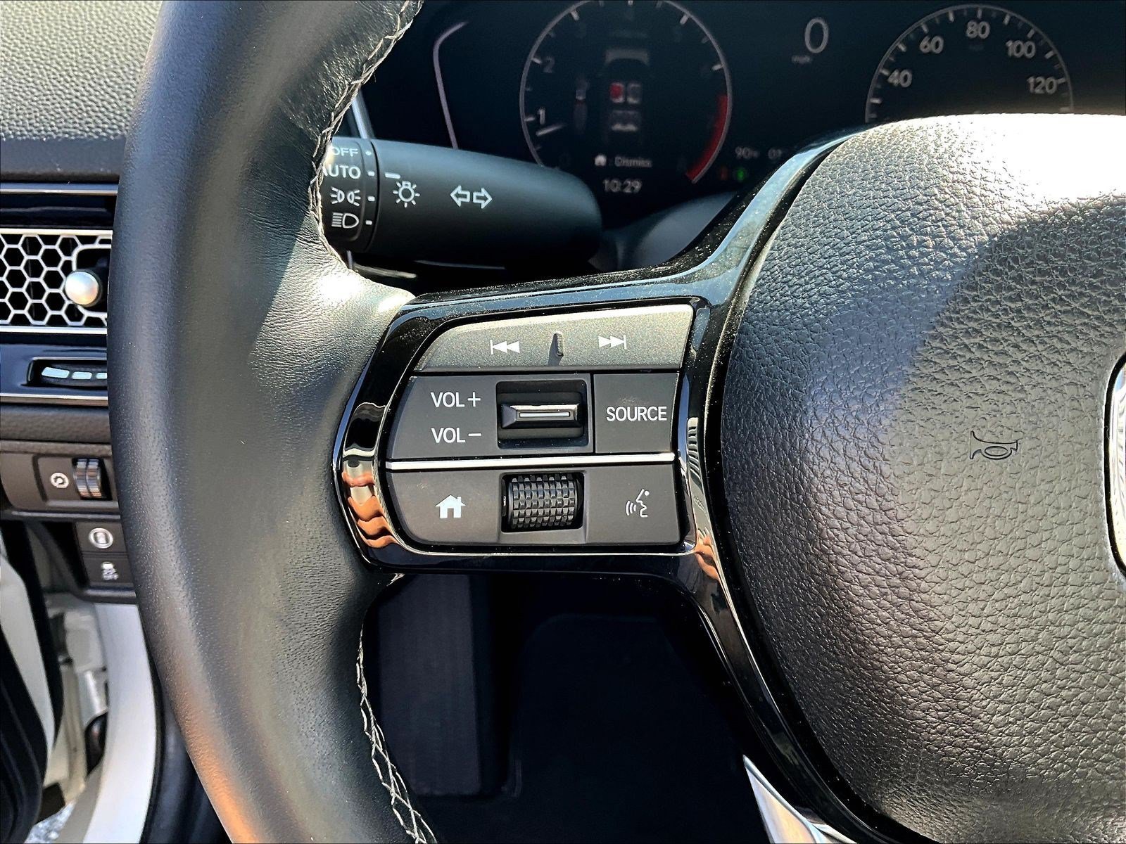 Used 2024 Honda Civic EX-L image 11