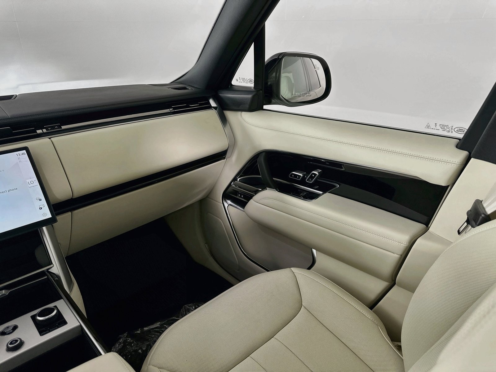 New 2027 Land Rover Range Rover SE AWD/4WD image 24