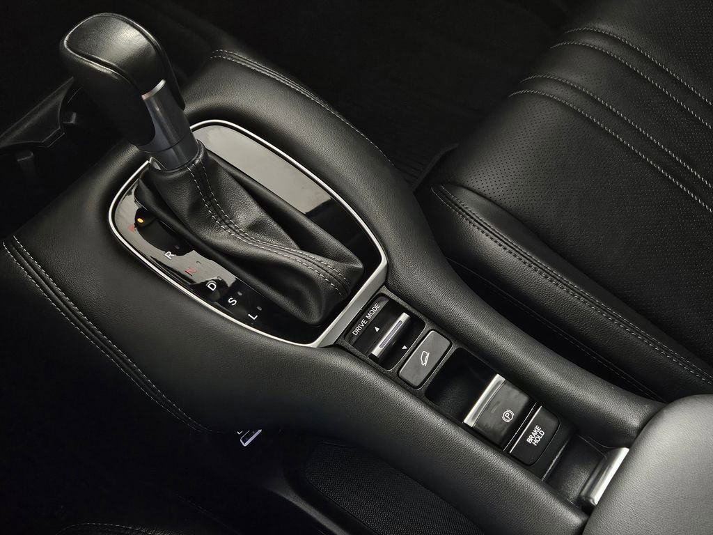 Used 2023 Honda HR-V EX-L image 16