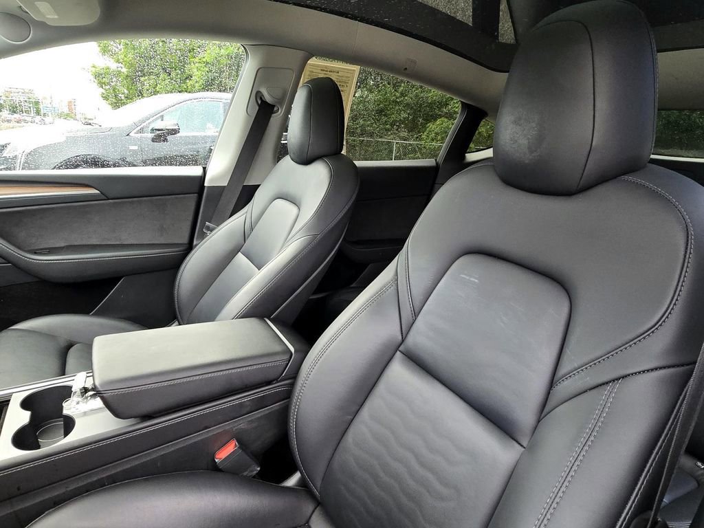 Used 2022 Tesla Model Y Performance image 20