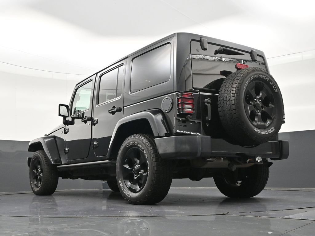 Used 2015 Jeep Wrangler Unlimited Sahara AWD/4WD image 25