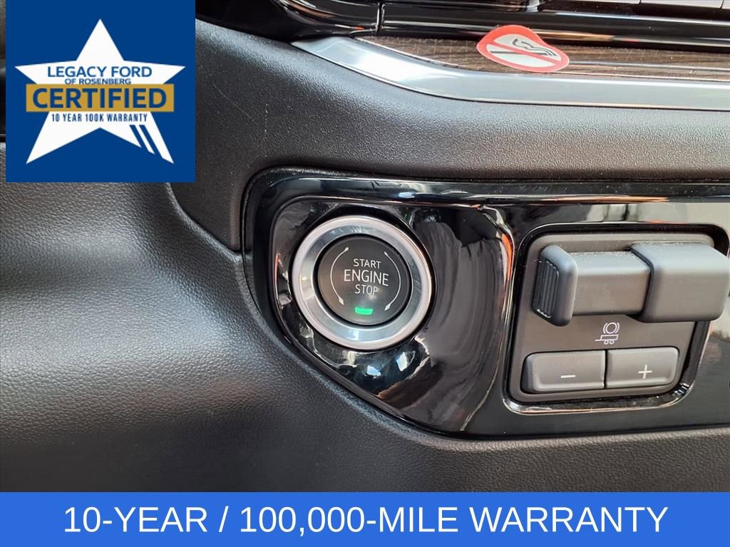 Used 2025 Chevrolet Silverado 2500 LT w/ Convenience Package image 6