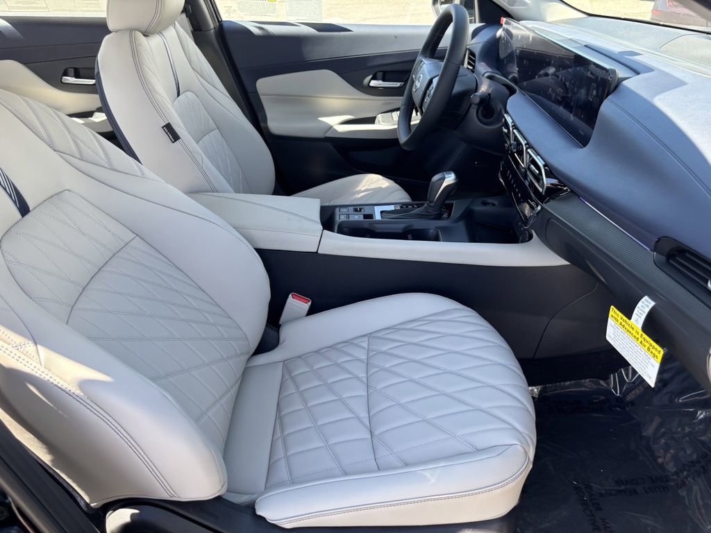 New 2026 Nissan Sentra SL w/ Floor Mat Package FWD image 9