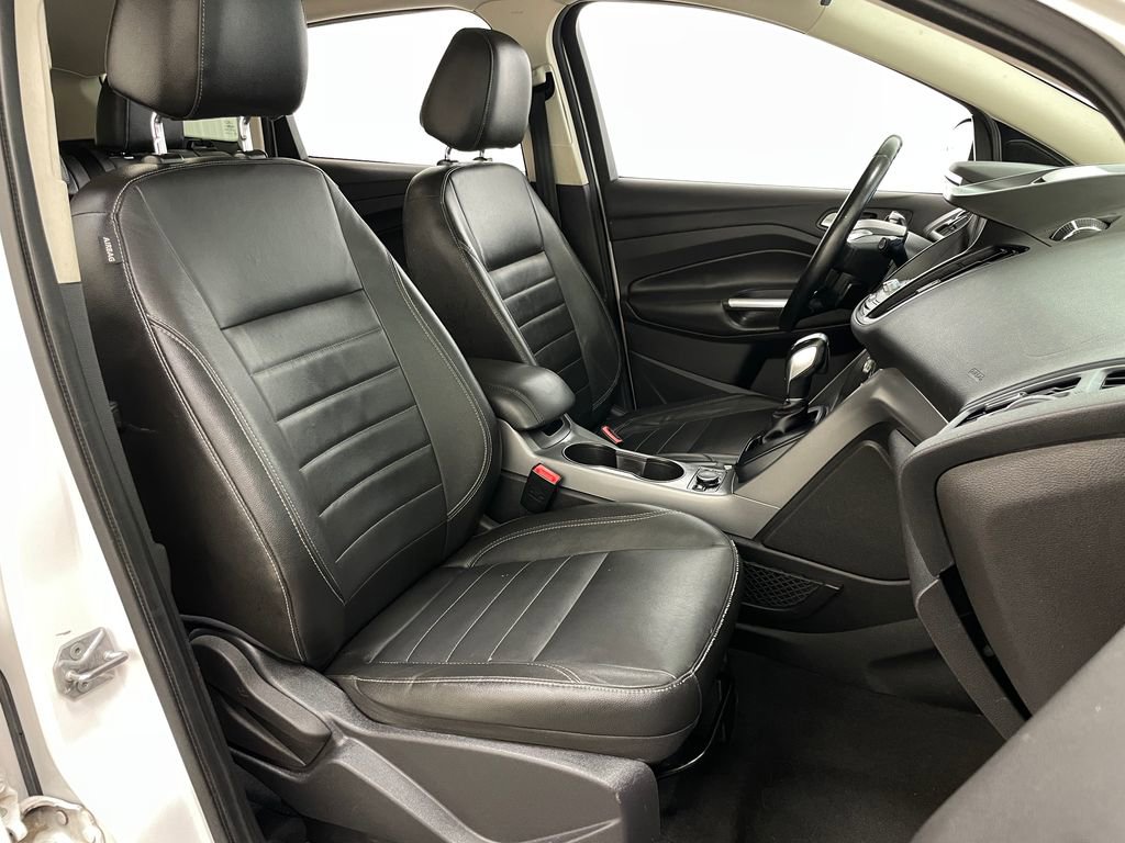 Used 2014 Ford Escape SE w/ Leather Comfort Package AWD/4WD image 38