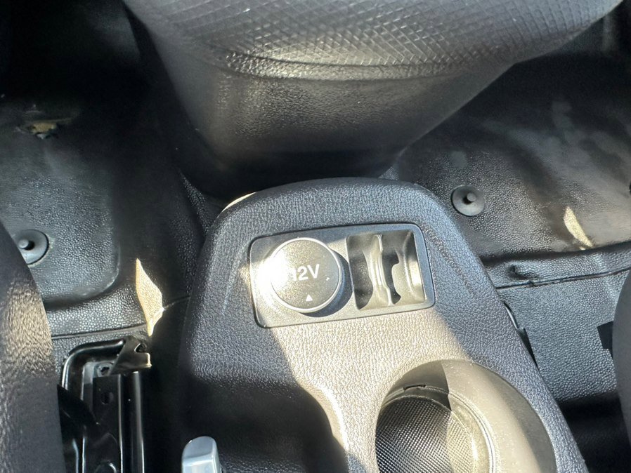 Used 2017 Ford Transit Connect XL FWD image 21