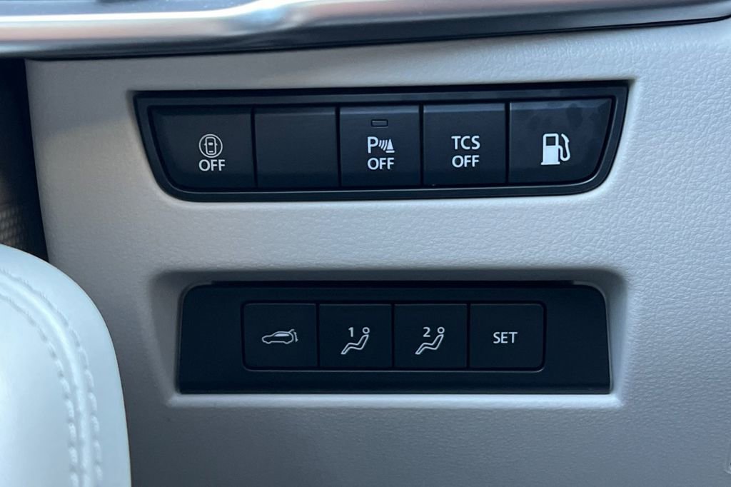 Certified 2024 MAZDA CX-90 Plug-In Hybrid w/ Premium Plus image 31