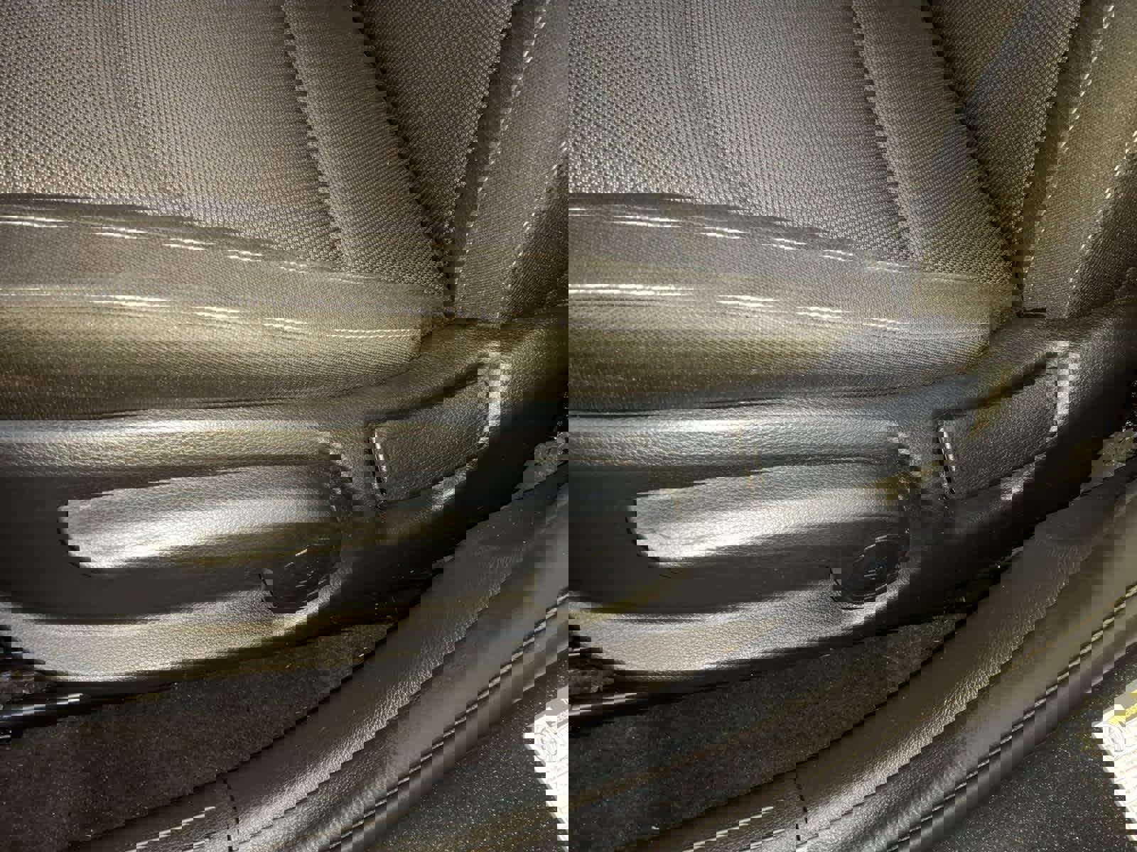 Used 2023 Kia Forte LXS image 10