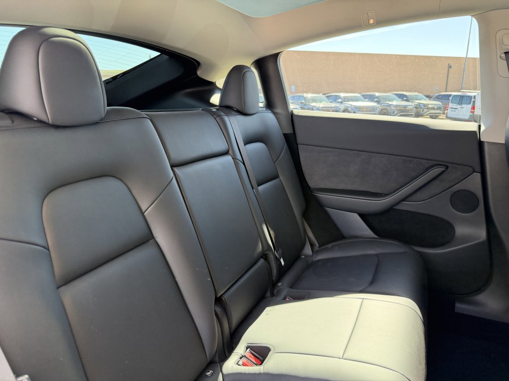 Used 2023 Tesla Model Y Long Range image 41