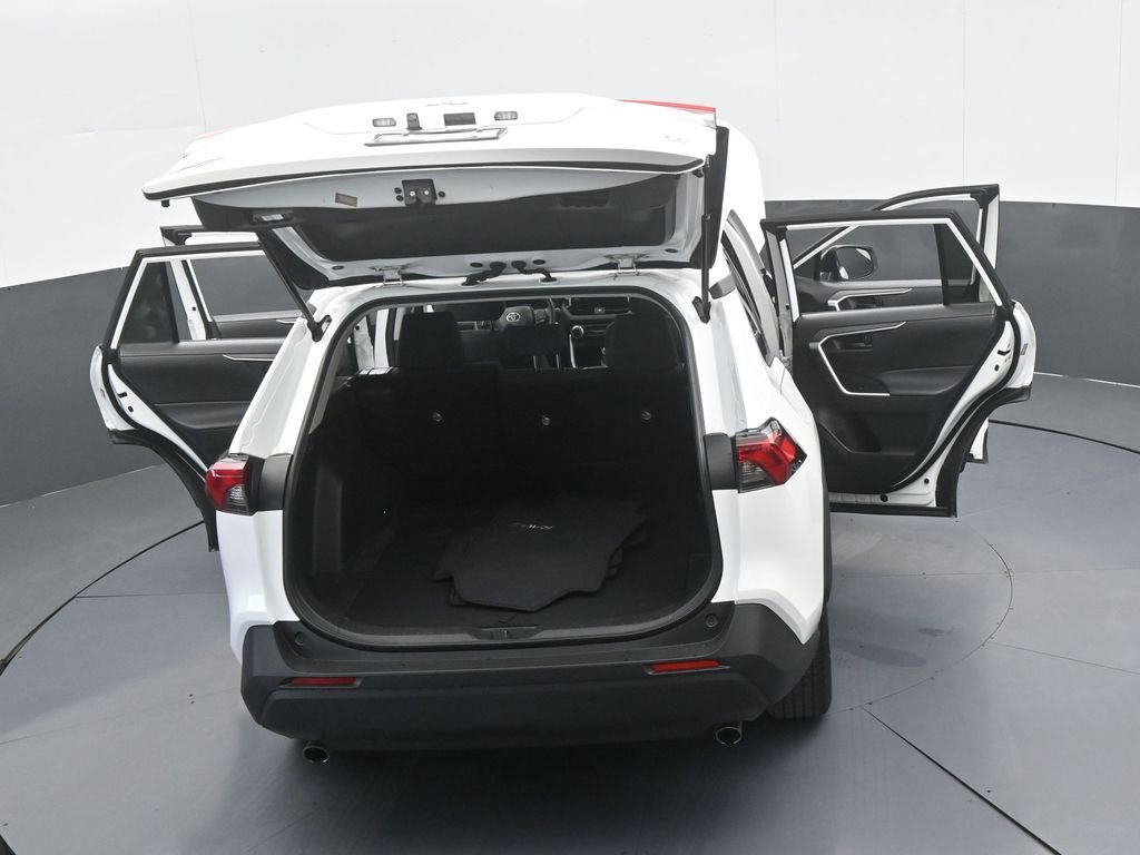 Used 2023 Toyota RAV4 LE image 54