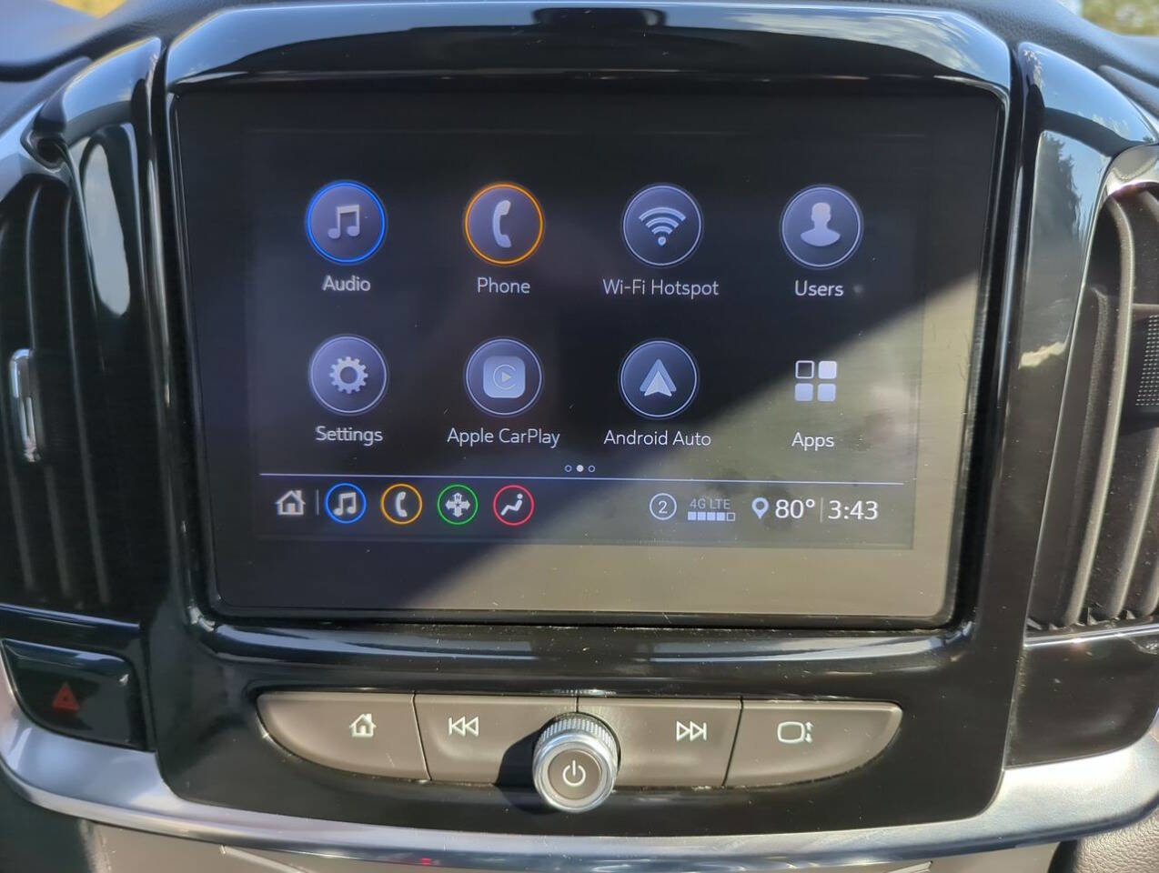 Used 2020 Chevrolet Traverse LT w/ LPO, Cargo Package image 18