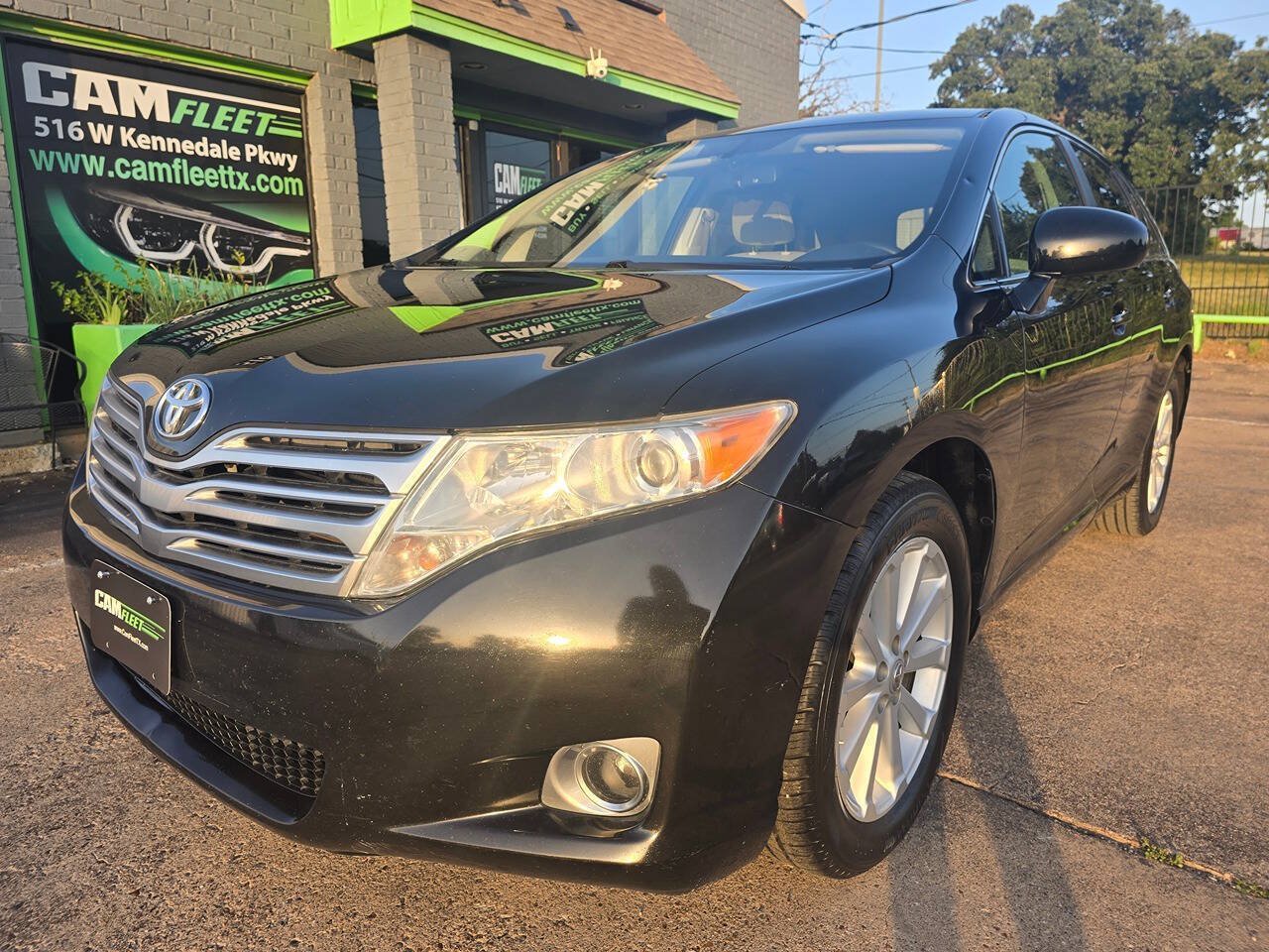 Used 2012 Toyota Venza LE FWD image 2