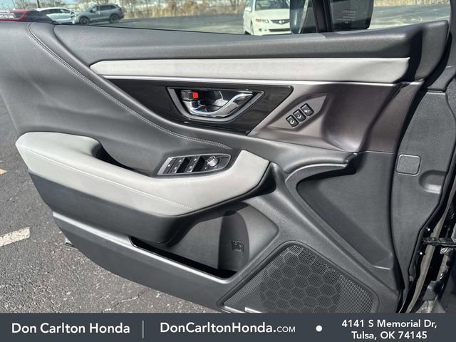 Used 2025 Subaru Outback Limited image 13