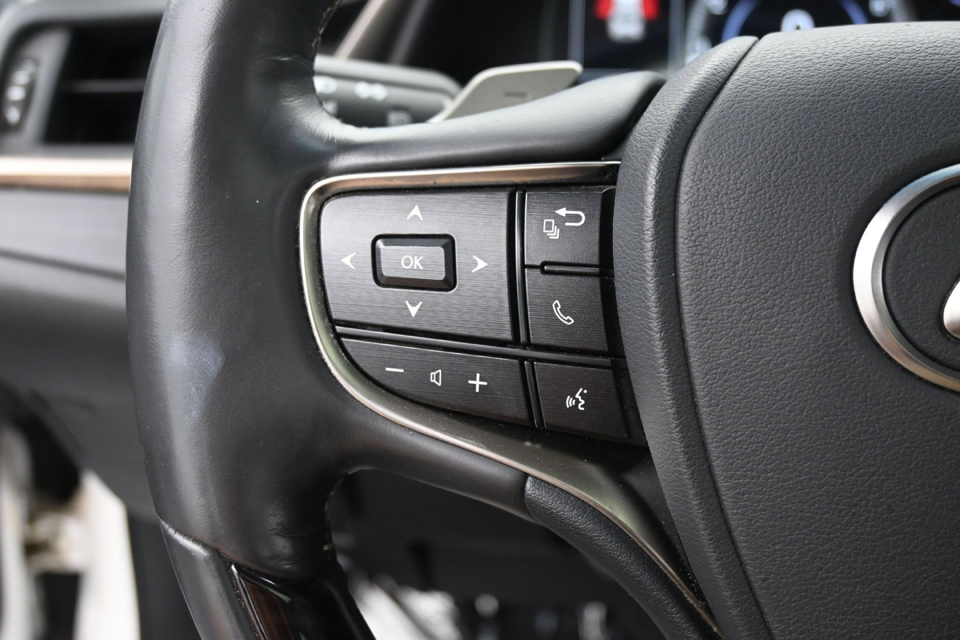 Used 2021 Lexus ES 250 AWD/4WD image 19