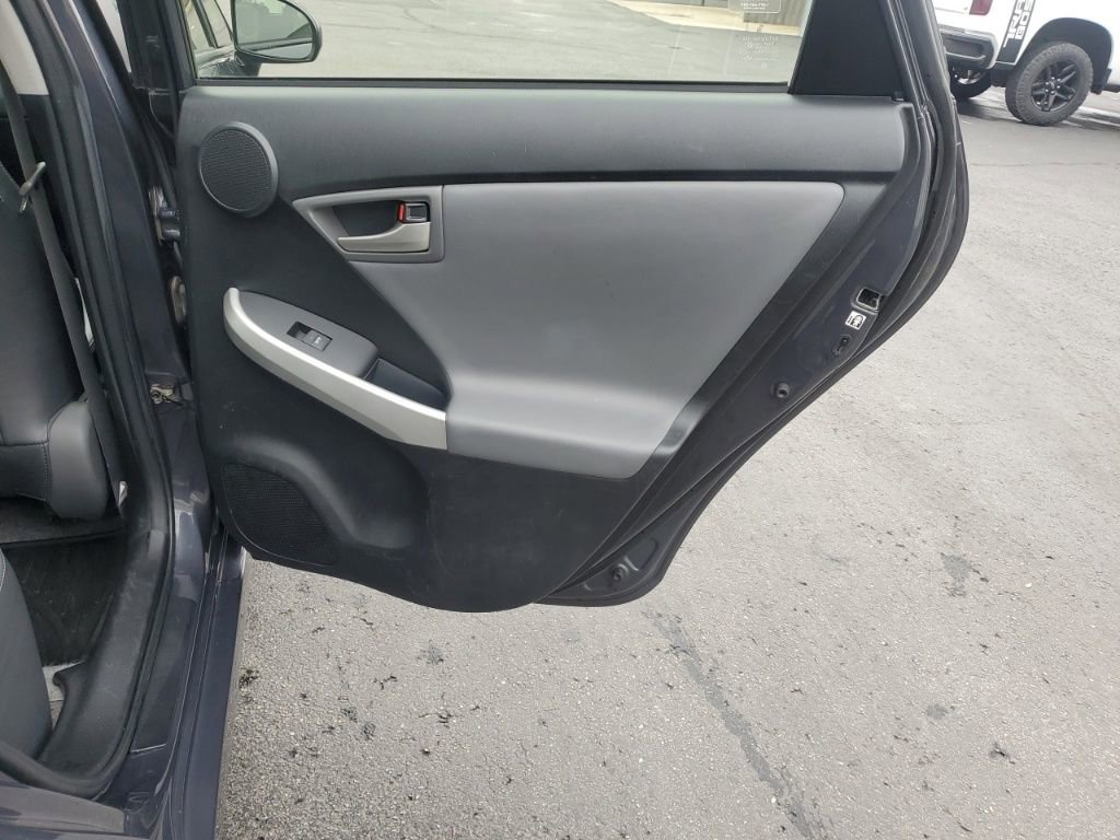 Used 2015 Toyota Prius Four image 24