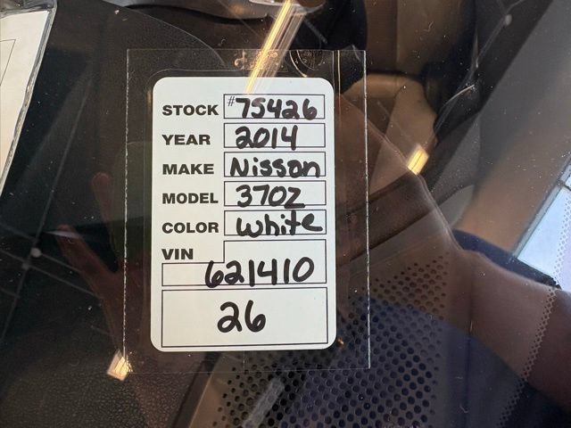 Used 2014 Nissan 370Z Touring RWD image 29