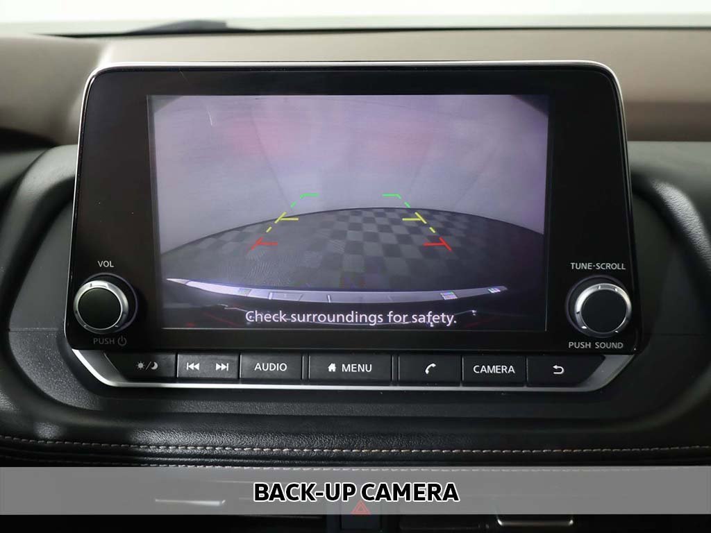 Used 2023 Nissan Rogue SV image 5