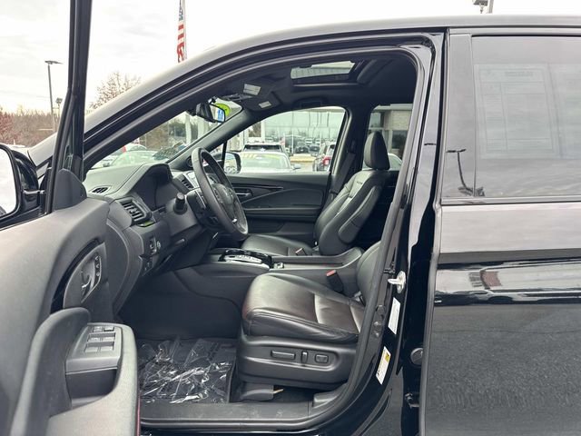 Used 2020 Honda Ridgeline Black Edition image 16
