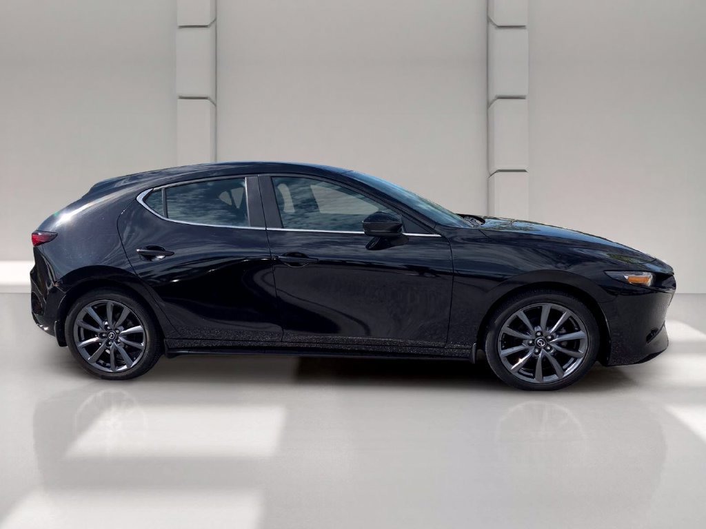 Used 2024 MAZDA MAZDA3 s FWD image 2