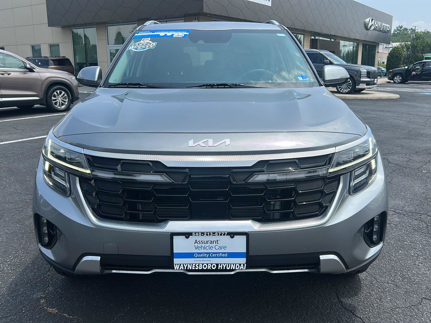 Used 2024 Kia Seltos SX AWD/4WD image 11