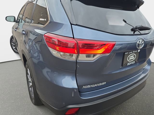 Used 2018 Toyota Highlander XLE image 38