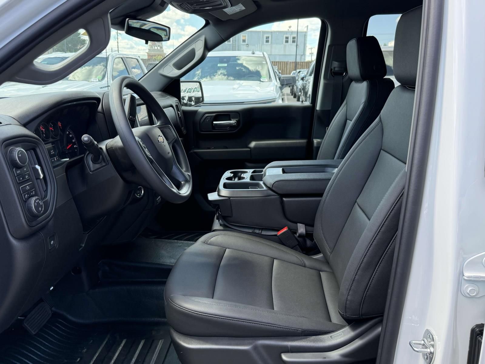 New 2026 Chevrolet Silverado 1500 W/T w/ WT Value Package AWD/4WD image 16