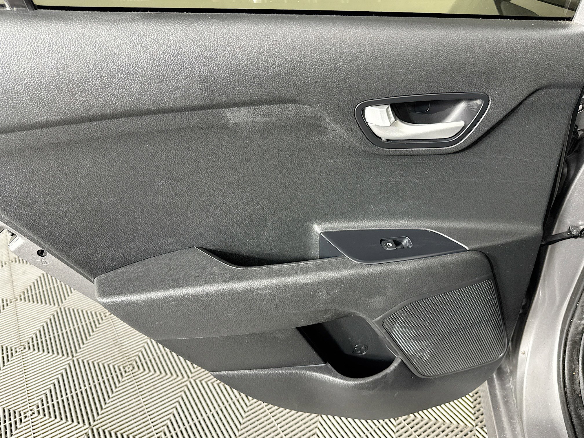 Used 2023 Kia Rio S w/ Technology Package image 42