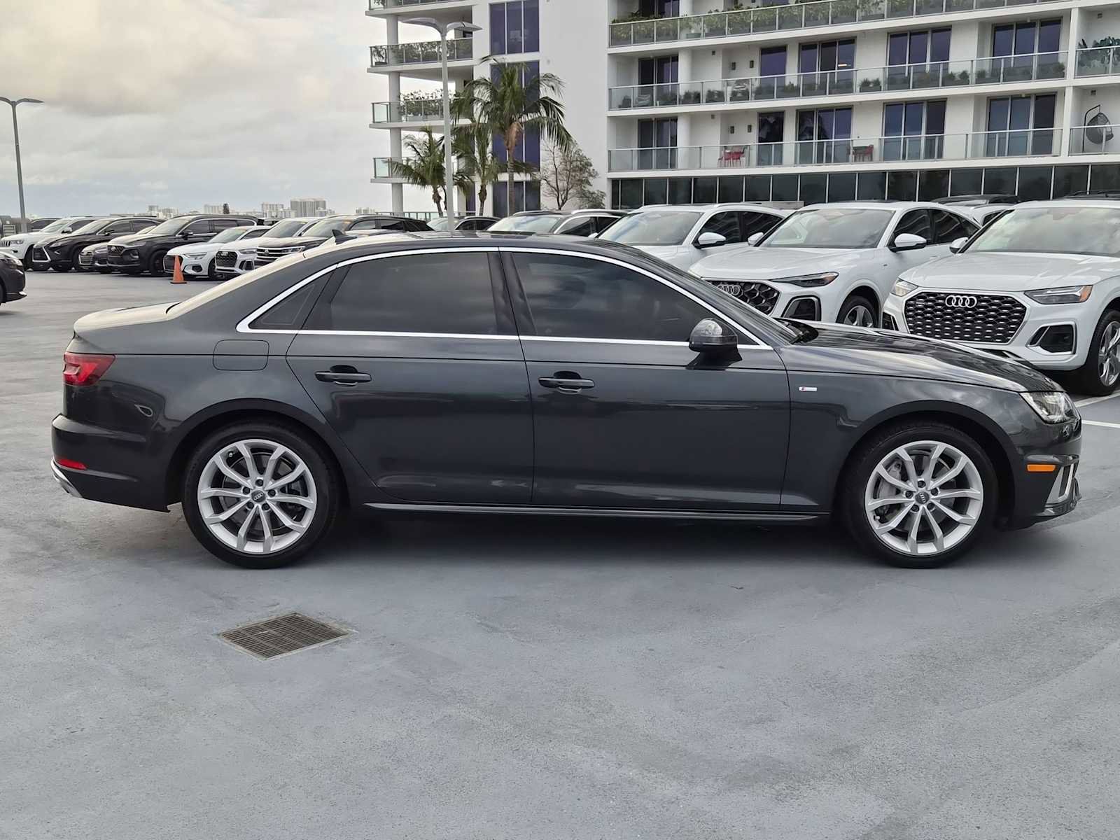 Used 2019 Audi A4 2.0T Premium w/ Convenience Package image 7